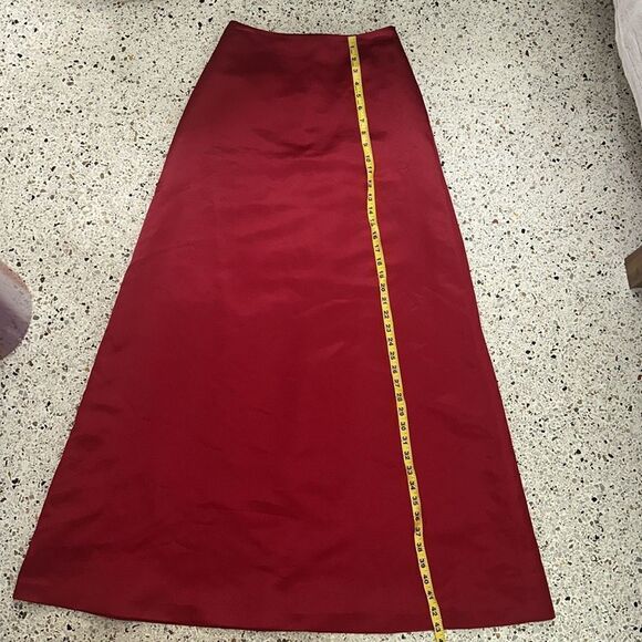 Bill Levkoff floor length red satin skirt 4 cocktail formal - Picture 2 of 6